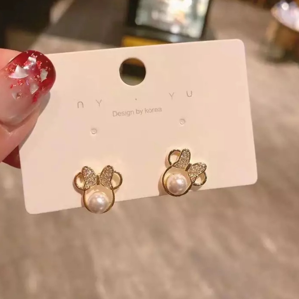 MINNIE PEARL Crystal STUD  Earrings With Gift Bag - Picture 5 of 6